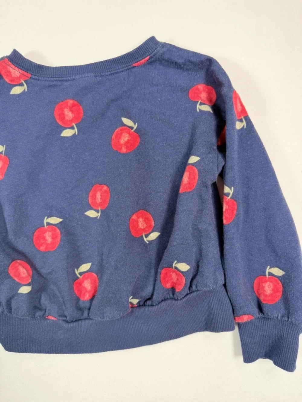 CARTERS Girls Apple Print Sweatshirt 2T‎ Navy Red Fruit Cozy Cottagecore Preppy